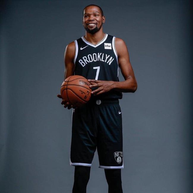 球隊開始暴 球隊開始暴